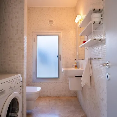 Vila Refreshing House With Shared Pool In